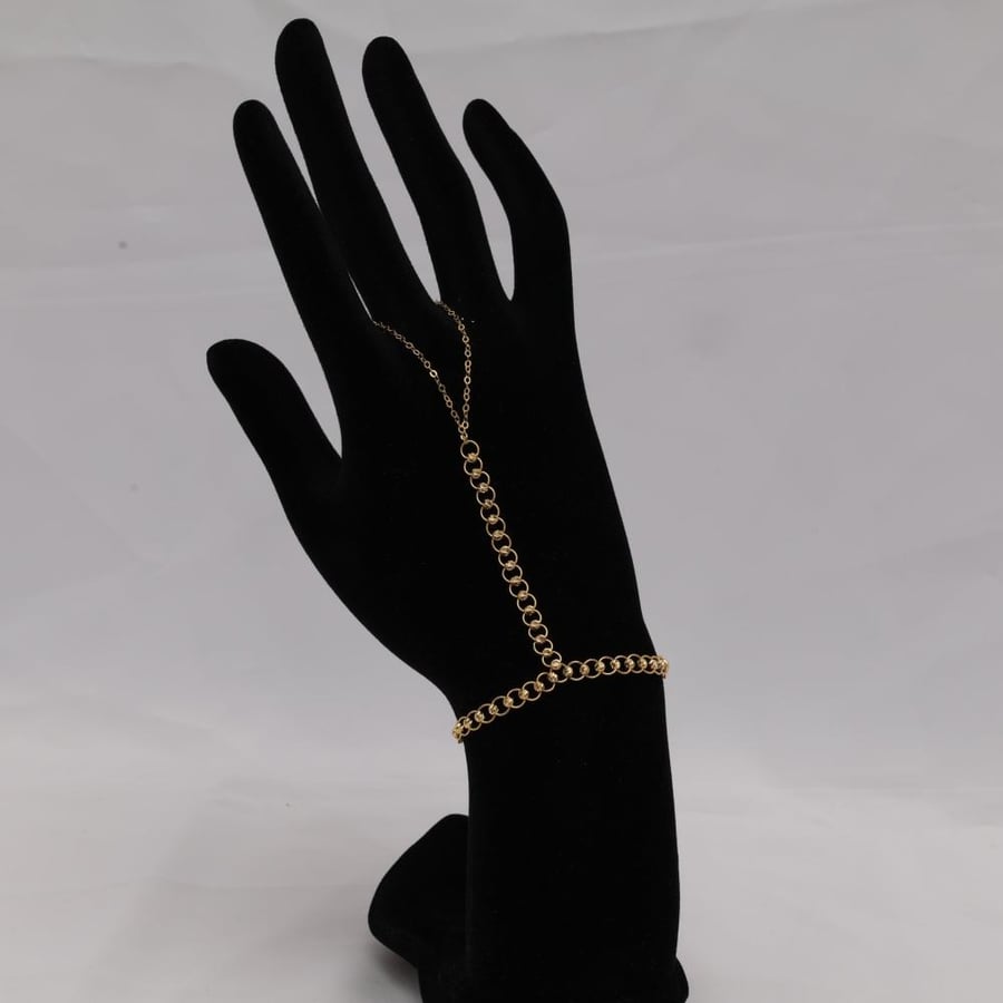 Gold hand - 21 karat