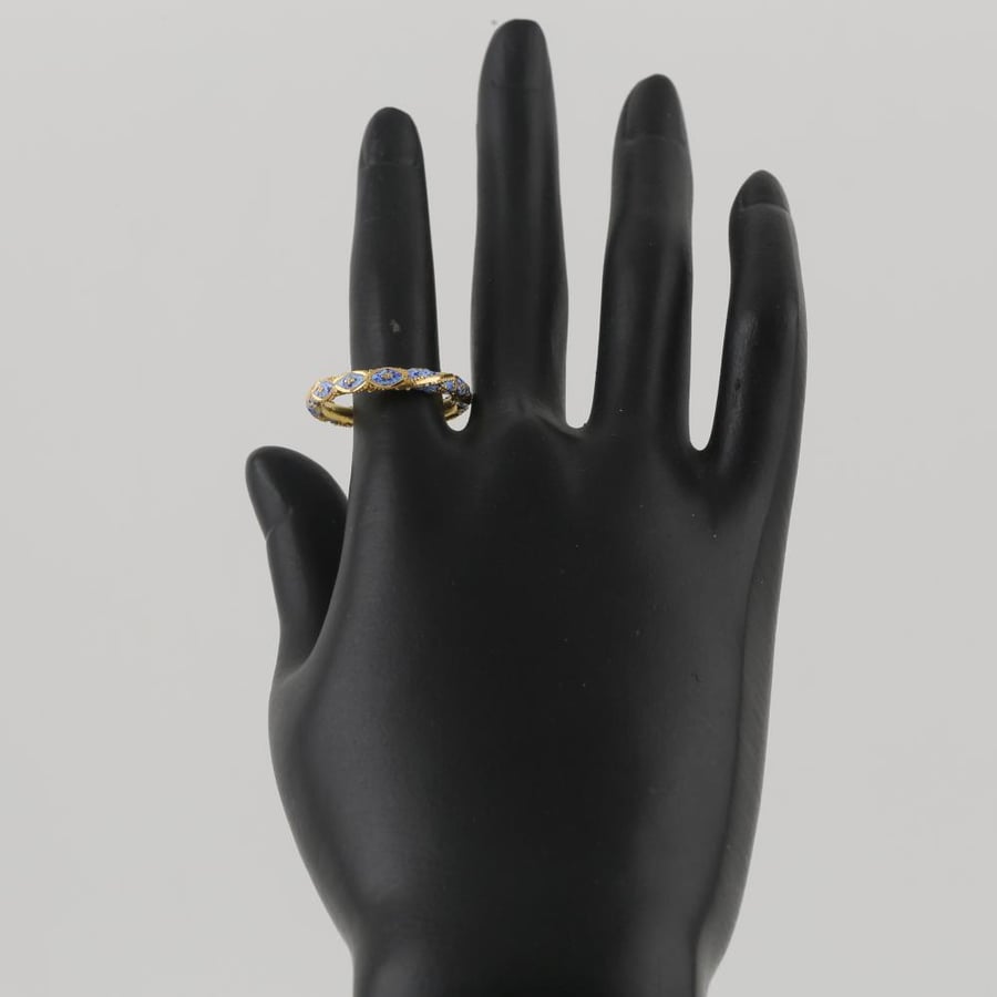 Gold ring with dangle design, blue color, 21 karat