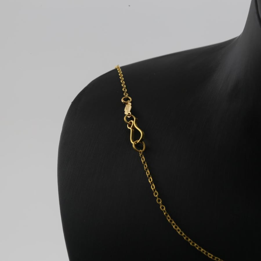 عقد ذهب كرات الليزر مع تعليقات جميلة - عيار 21