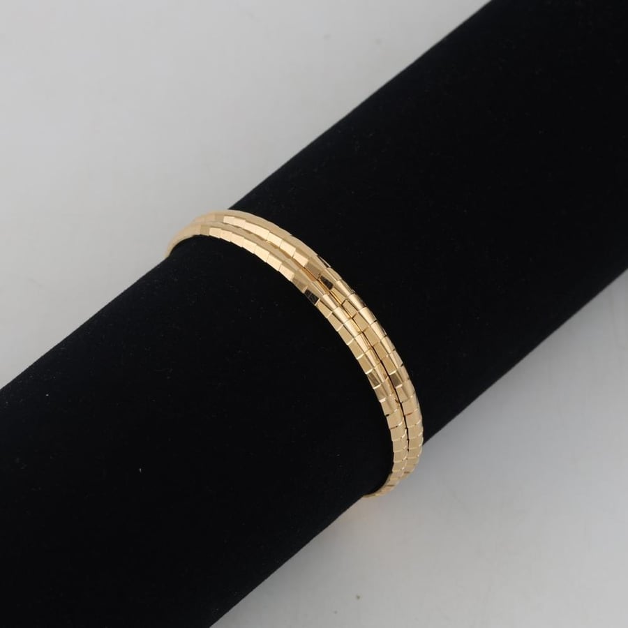Gold earring - 21 karat