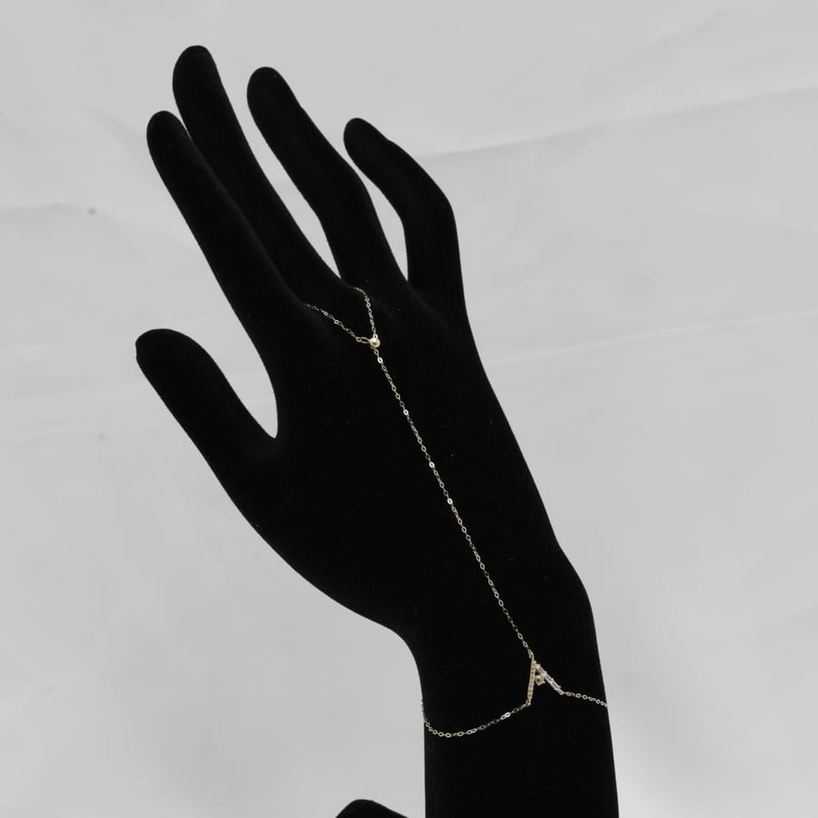 Gold hand - 18 karat