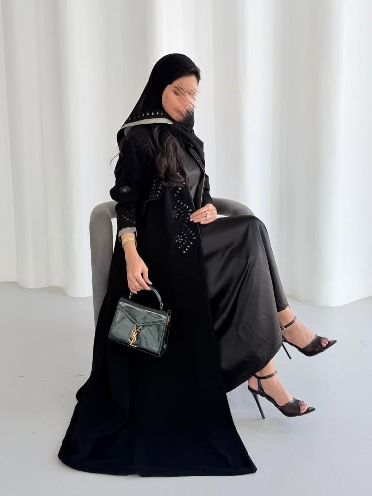 عباية لوسي