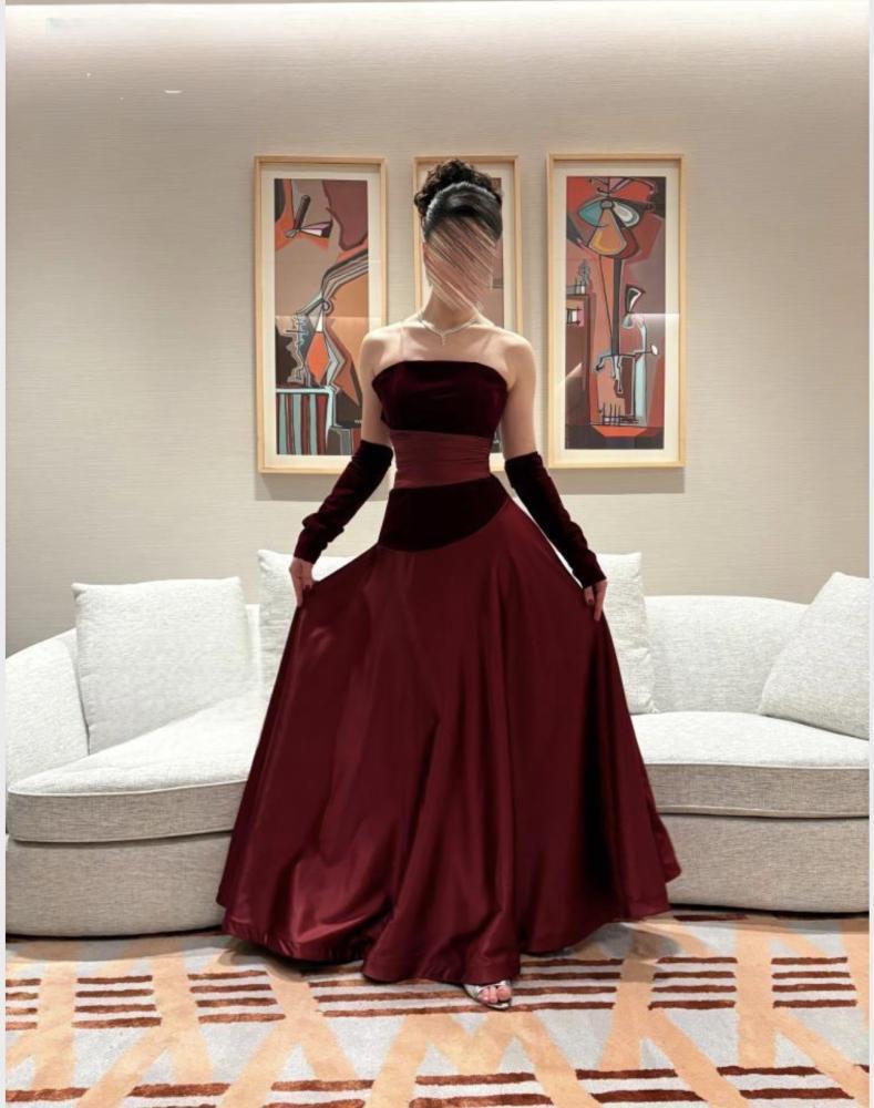 Modern Women's Dress - فستان نسائي عصري