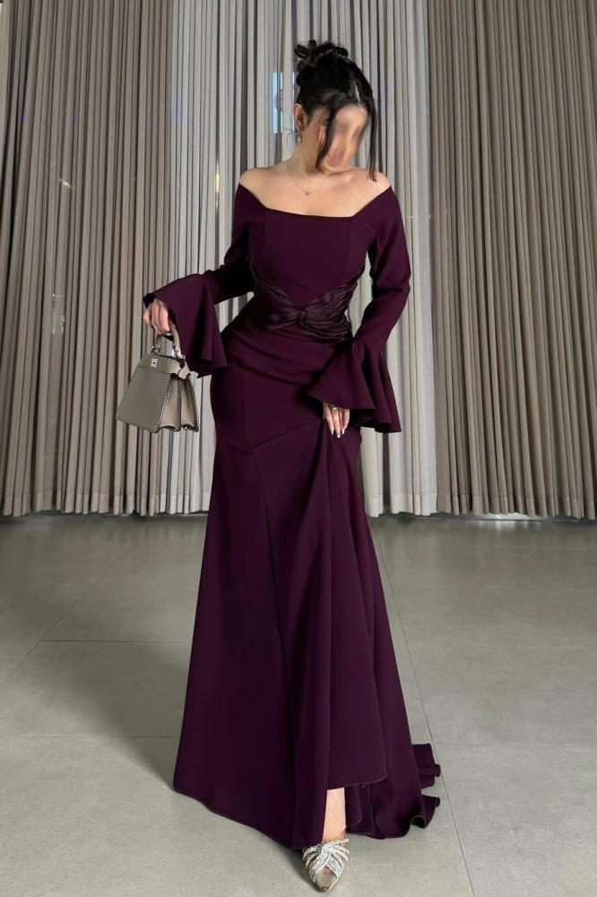 Elegant Women's Off-Shoulder Dress - فستان نسائي أنيق بفتحة رقبة واسعة