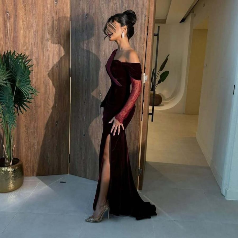 Shuhd Velvet Dress - فستان شهد مخمل