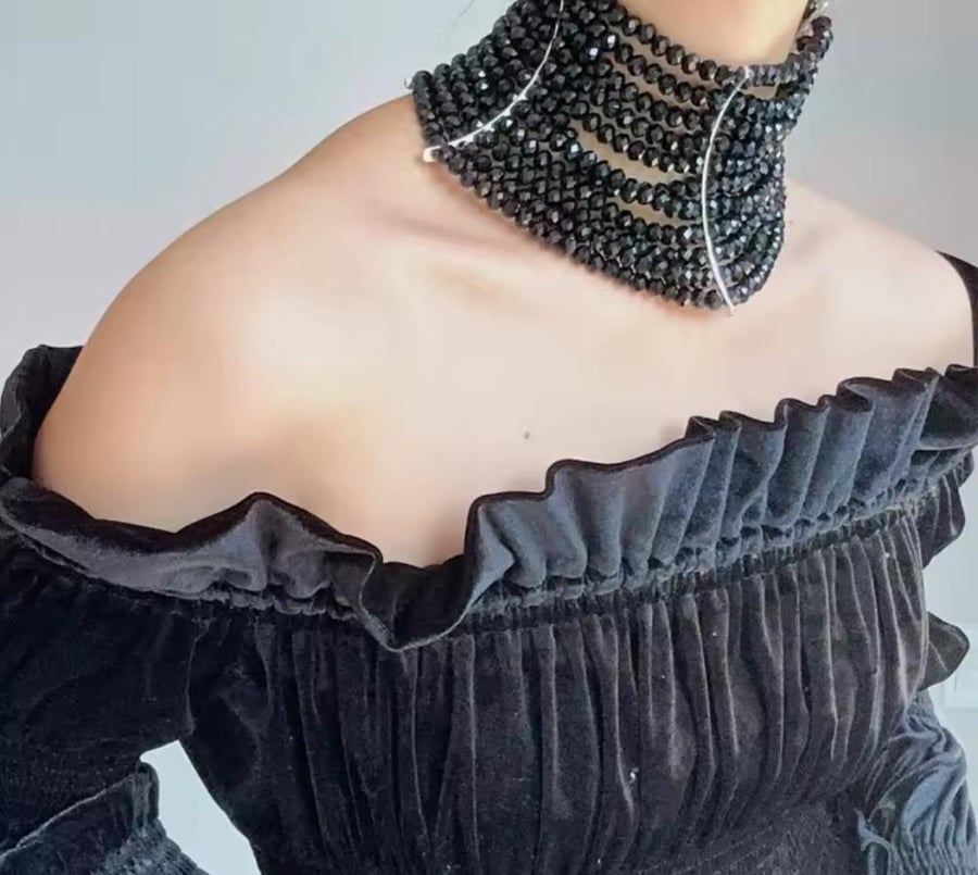 Black Chocker