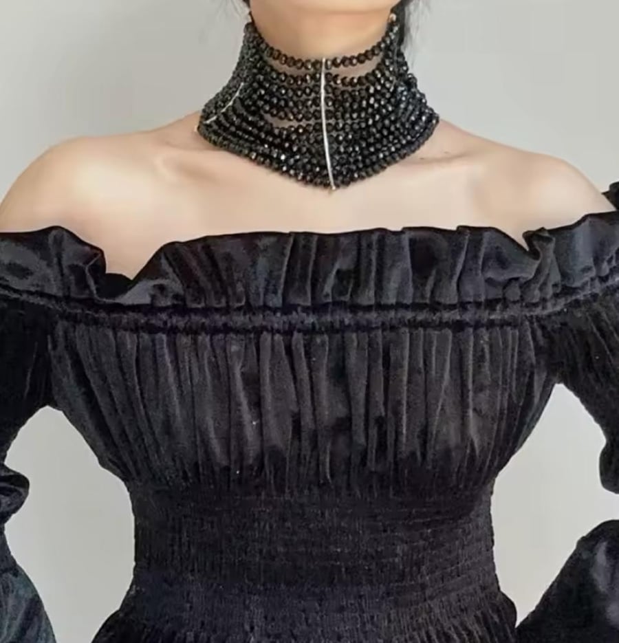 Black Chocker