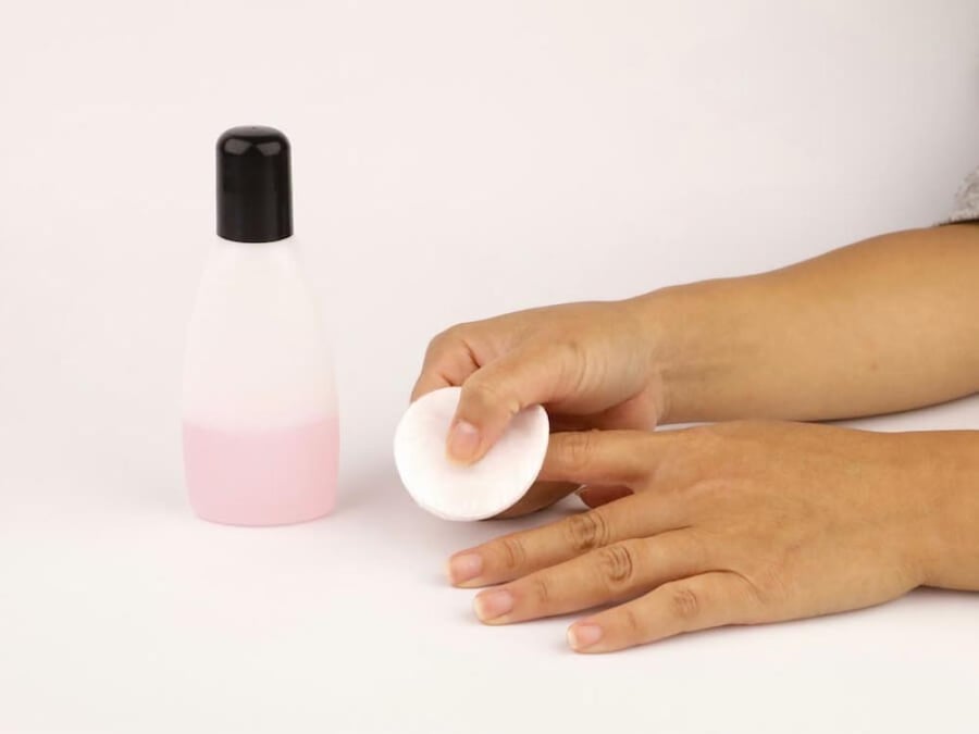 Acetone Strawberry Nail Polish Remover - 120ml