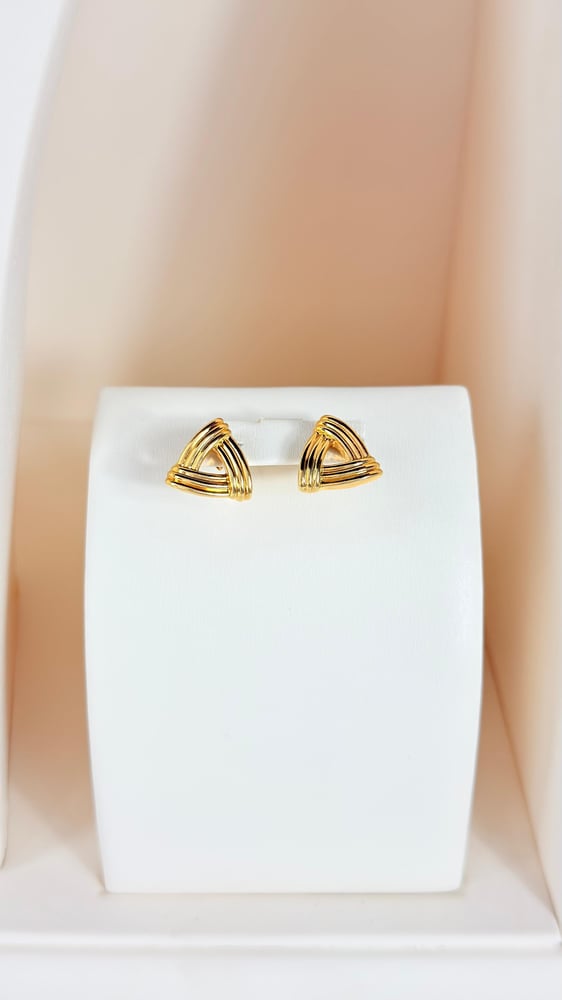 حلق ذهب تصميم ايطالي18k