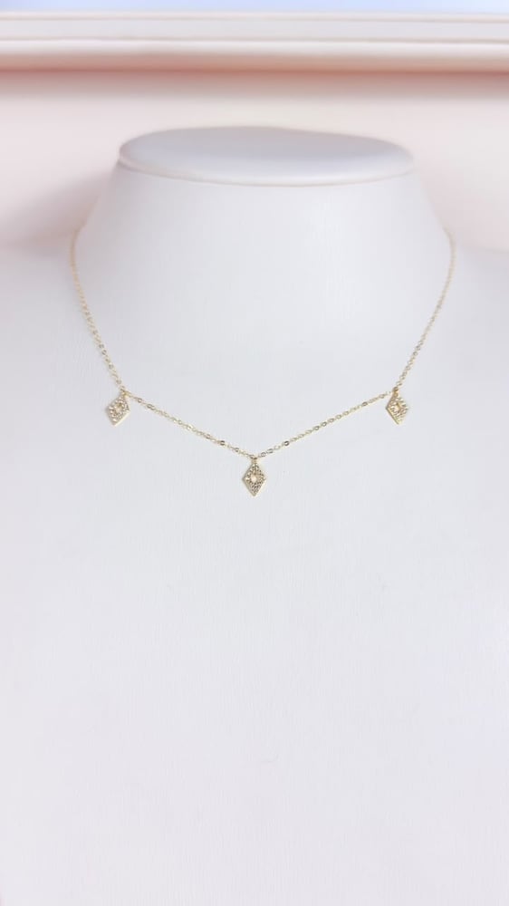 سلسال يومي تشوكر18k