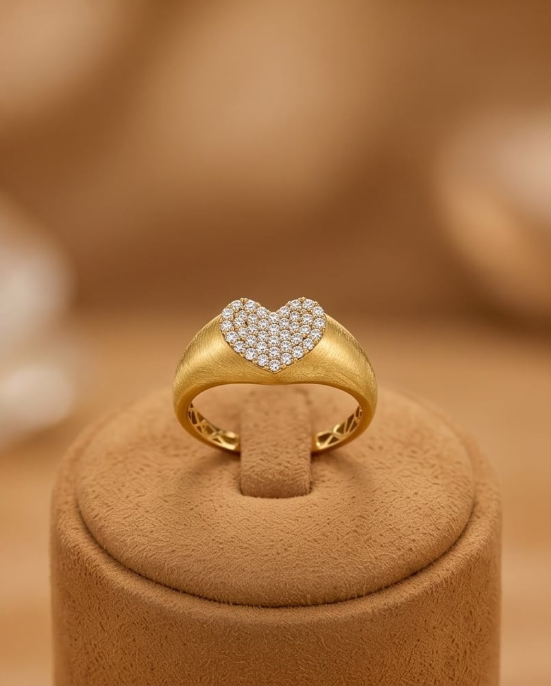 خاتم ذهب تصميم heart المطفي 18k