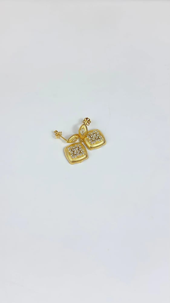 حلق ذهب تصميم ايطالي18k