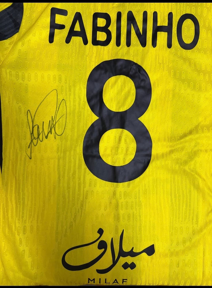 تيشيرت الاتحاد فابينهو