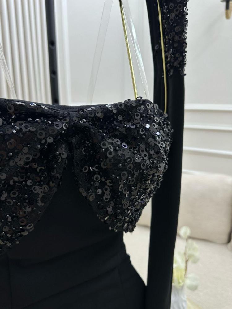 فستان سهرة أسود طويل للمناسبات النسائية