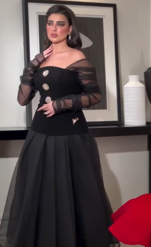 فستان سهره اسود ملكي