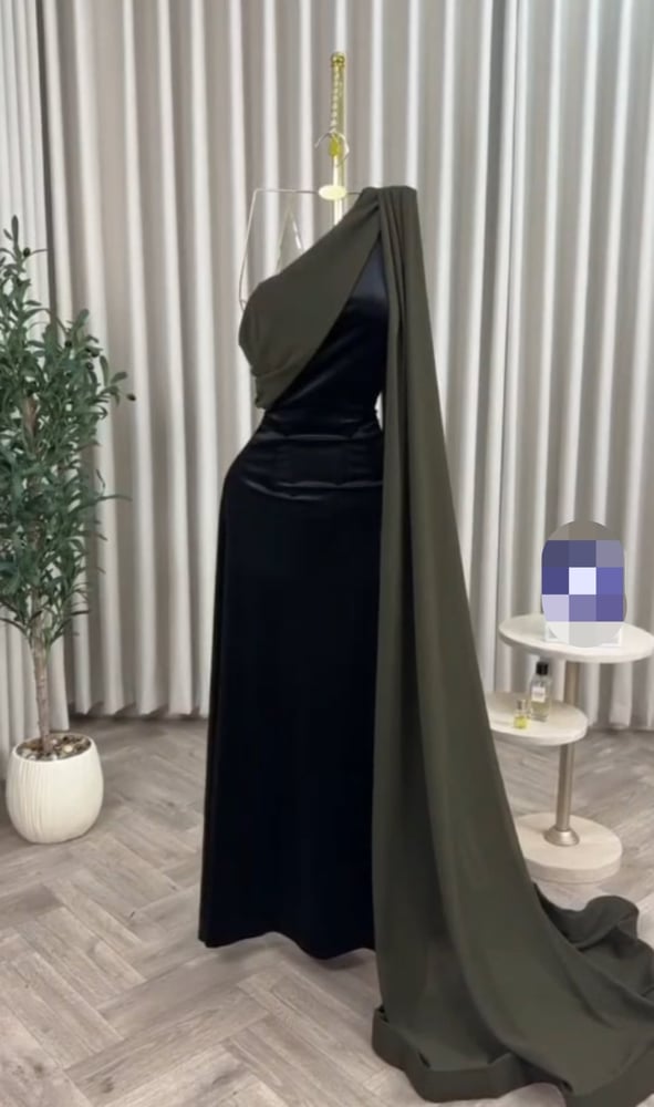 فستان سهرة أسود طويل للمناسبات والأعراس متجر مولين