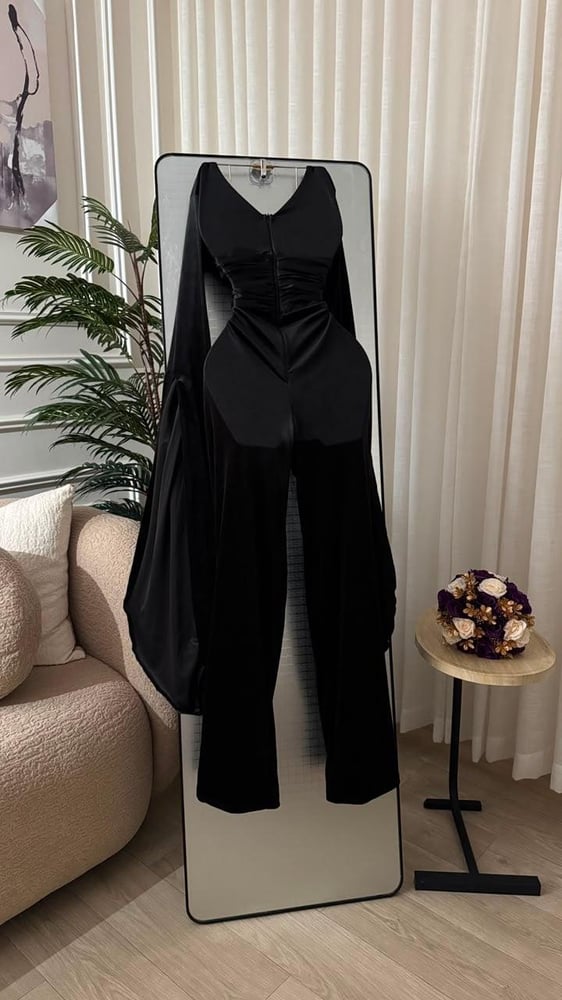 جمبسوت أسود مخمل طويل للمناسبات والأعراس متجر مولين