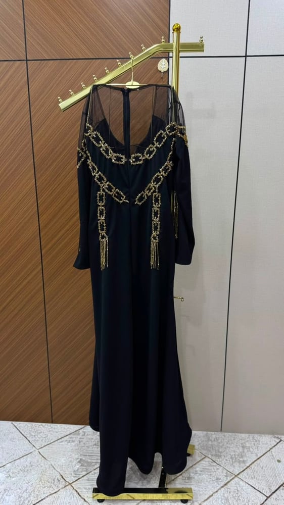 فستان سهرة أسود كريب استرتش مطرز  طويل للمناسبات والأعراس متجر مولين