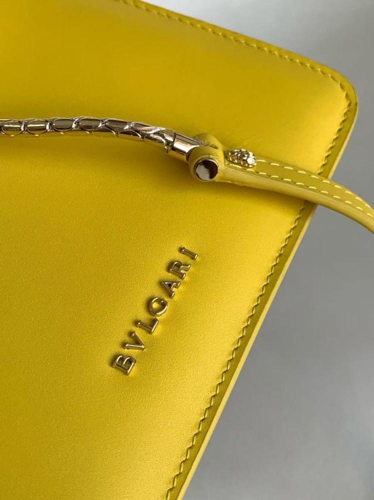 شنطة بولغاري Serpenti Forever مقاس 20cm