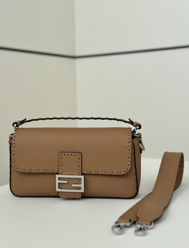 فندي bagutte 27CM