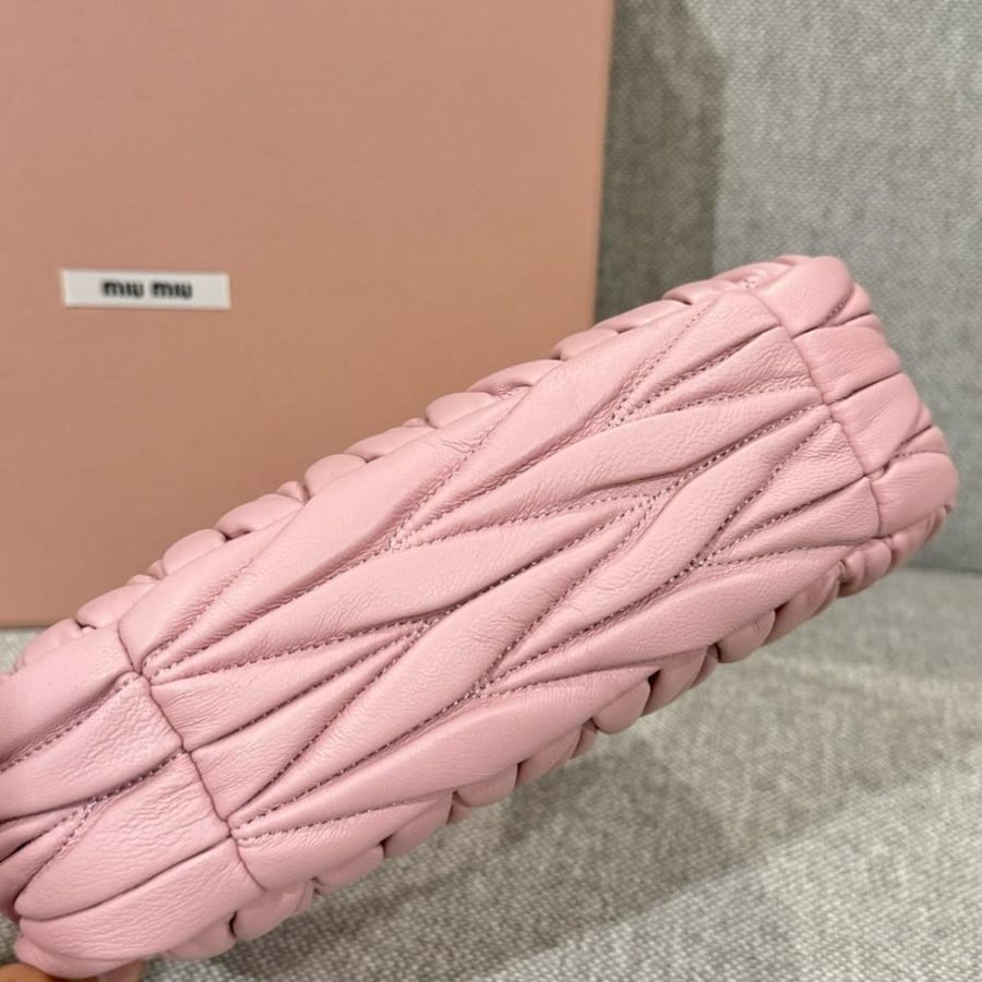 ميو ميو مقاس 20cm