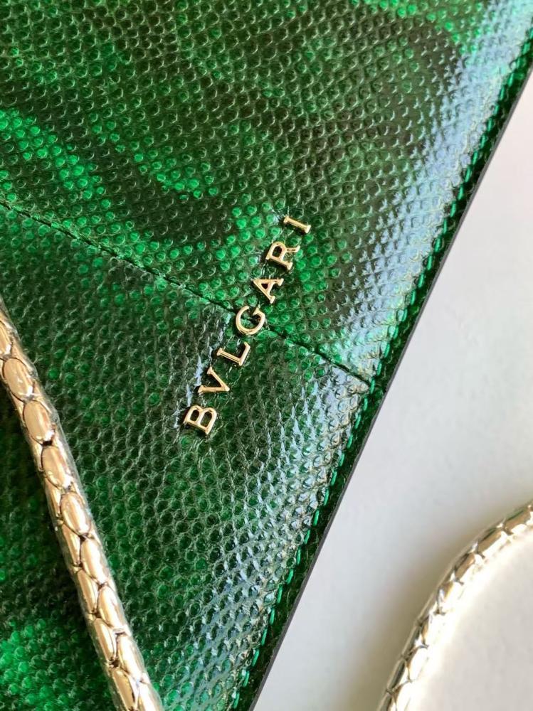 شنطة بولغاري Serpenti Forever مقاس 20cm