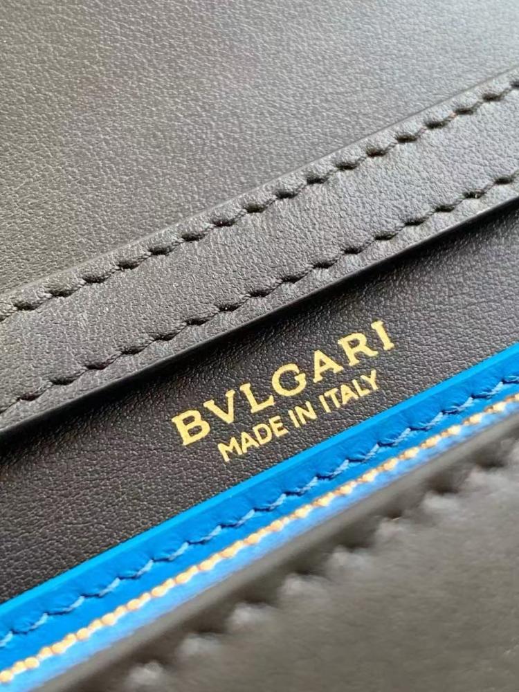 شنطة بولغاري Large Logo مقاس 19cm