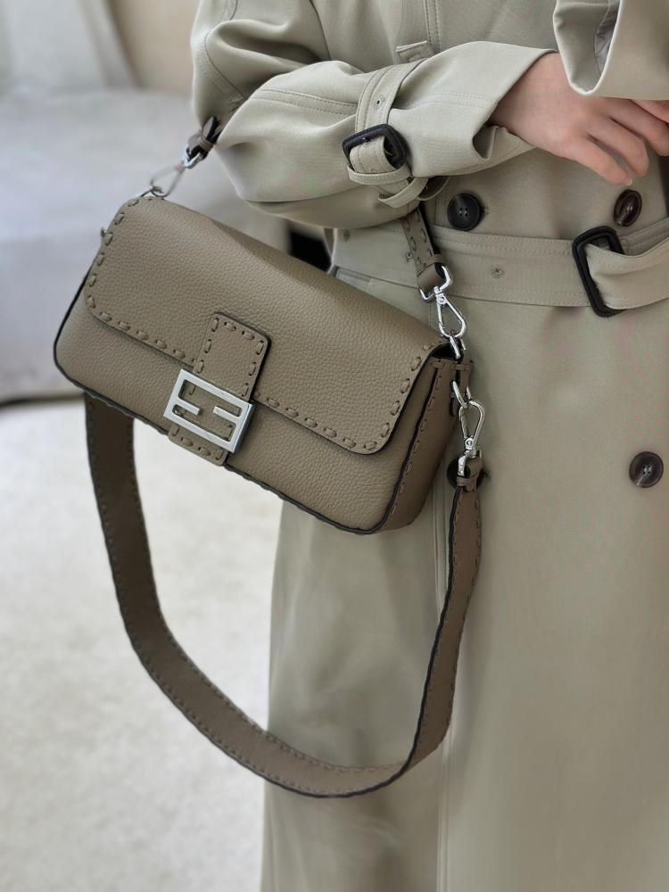 فندي bagutte 27CM