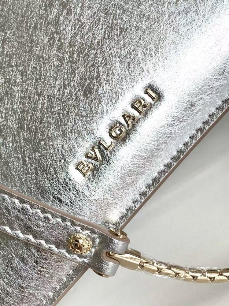 شنطة بولغاري Serpenti Forever مقاس 18cm
