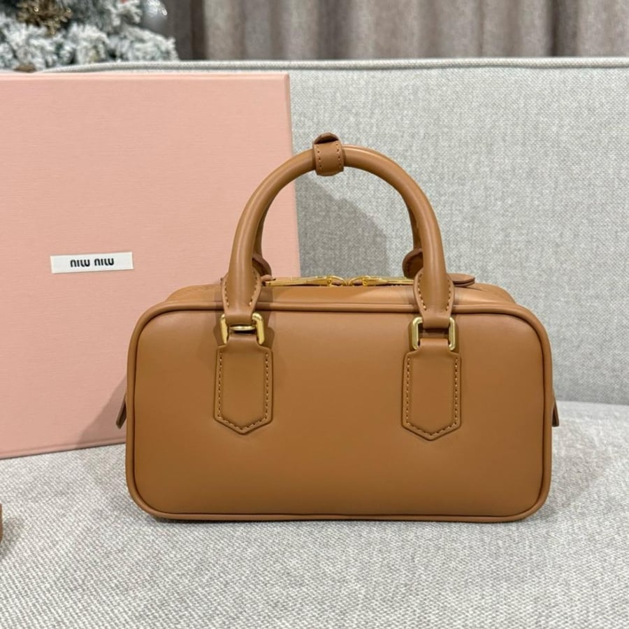 ميو ميو مقاس 22cm