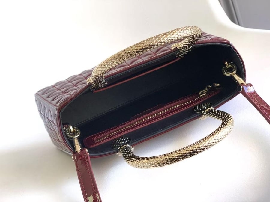 شنطة بولغاري SERPENTINE DUO TOP HANDLE مقاس 21.5cm