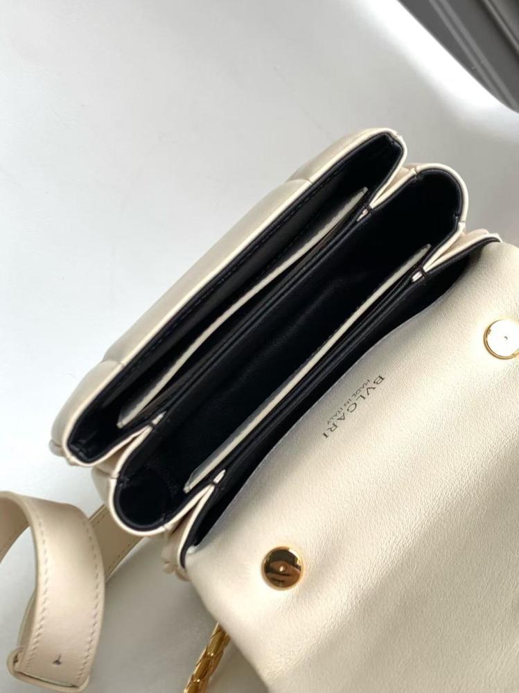 شنطة بولغاري Serpenti Forever مقاس 20cm