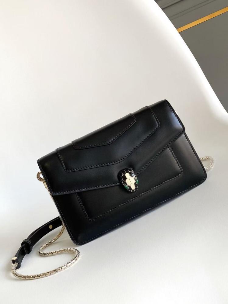 شنطة بولغاري Serpenti Forever مقاس 20cm