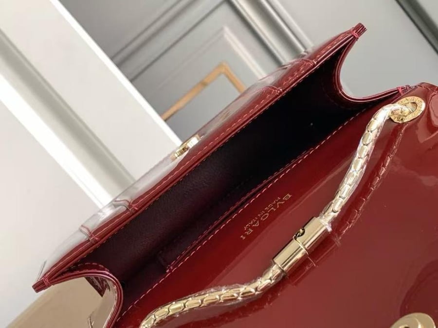 شنطة بولغاري Serpenti Forever مقاس 20cm