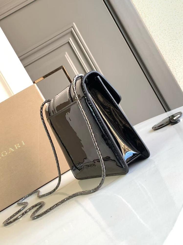 شنطة بولغاري Serpenti Forever مقاس 20cm