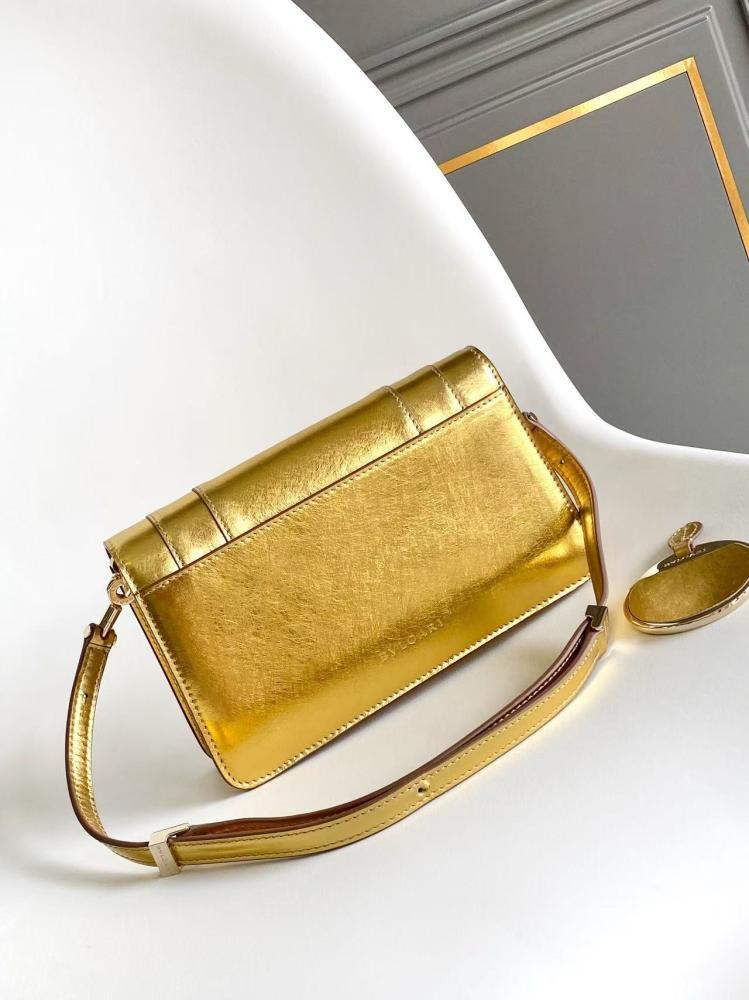 شنطة بولغاري Serpenti Forever مقاس 22cm