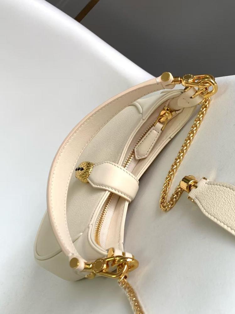 شنطة بولغاري SERPENTINE ELLIPSE مقاس 19.5cm