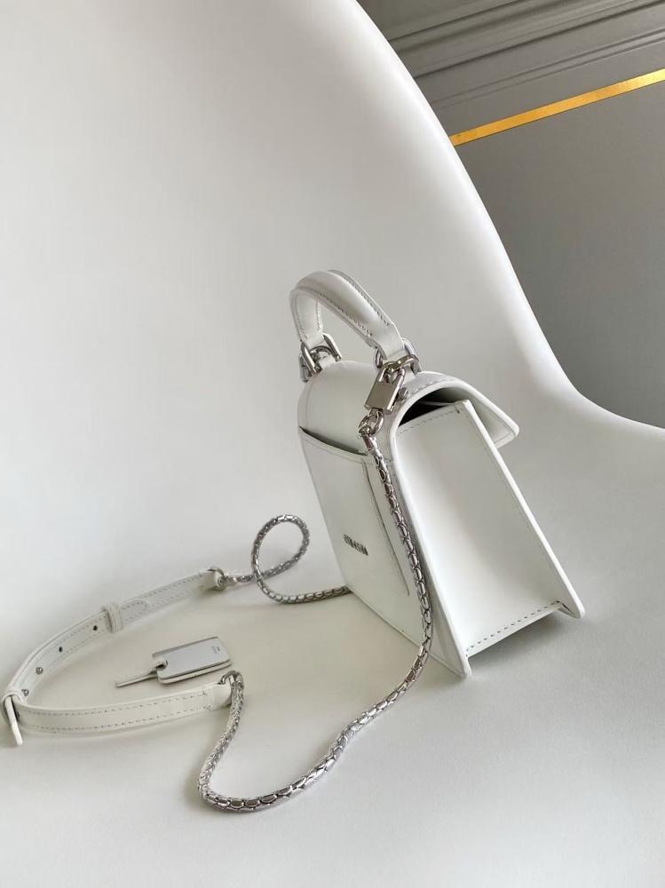 شنطة بولغاري Serpenti Forever مقاس 19cm