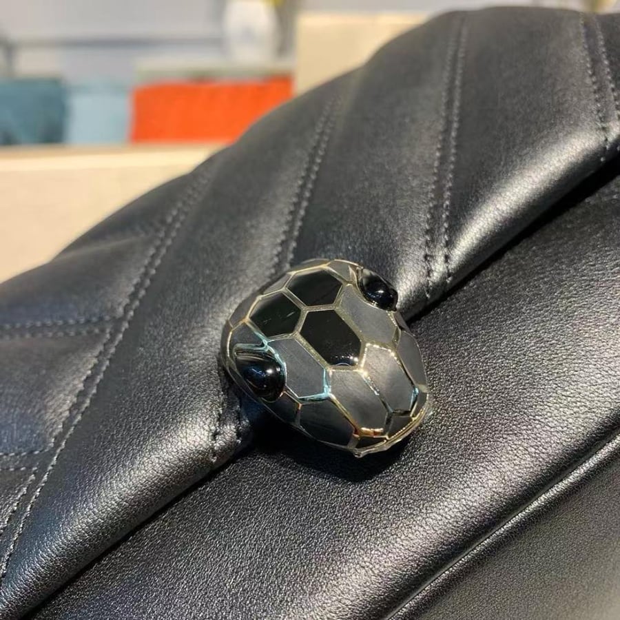 شنطة بولغاري SPRPENTI CABOCHON مقاس 22.5cm