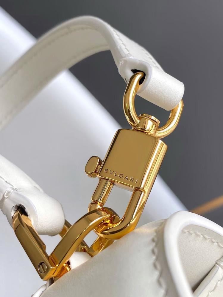 شنطة بولغاري Serpenti Forever مقاس 20.5cm