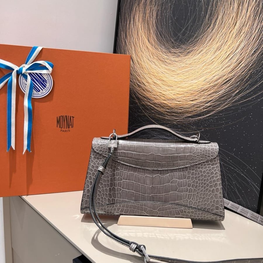 موينات Gabrielle Clutch مقاس 26cm