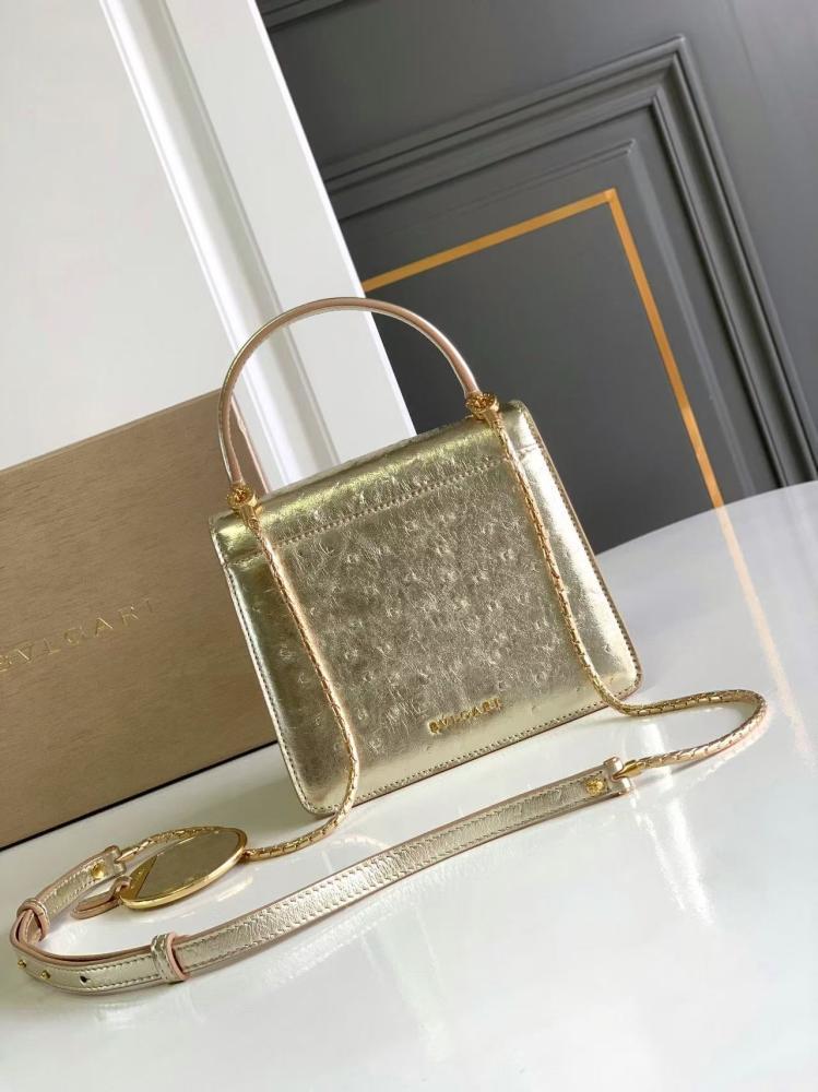 شنطة بولغاري Serpenti Forever مقاس 18.5cm