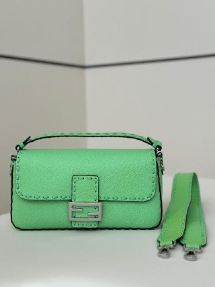 فندي bagutte 27CM