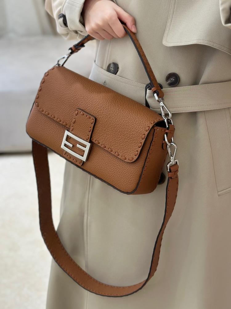 فندي bagutte 27CM