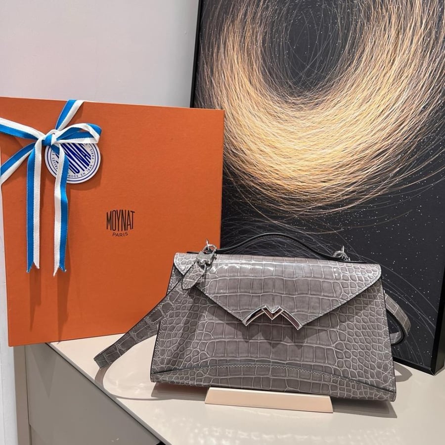 موينات Gabrielle Clutch مقاس 26cm