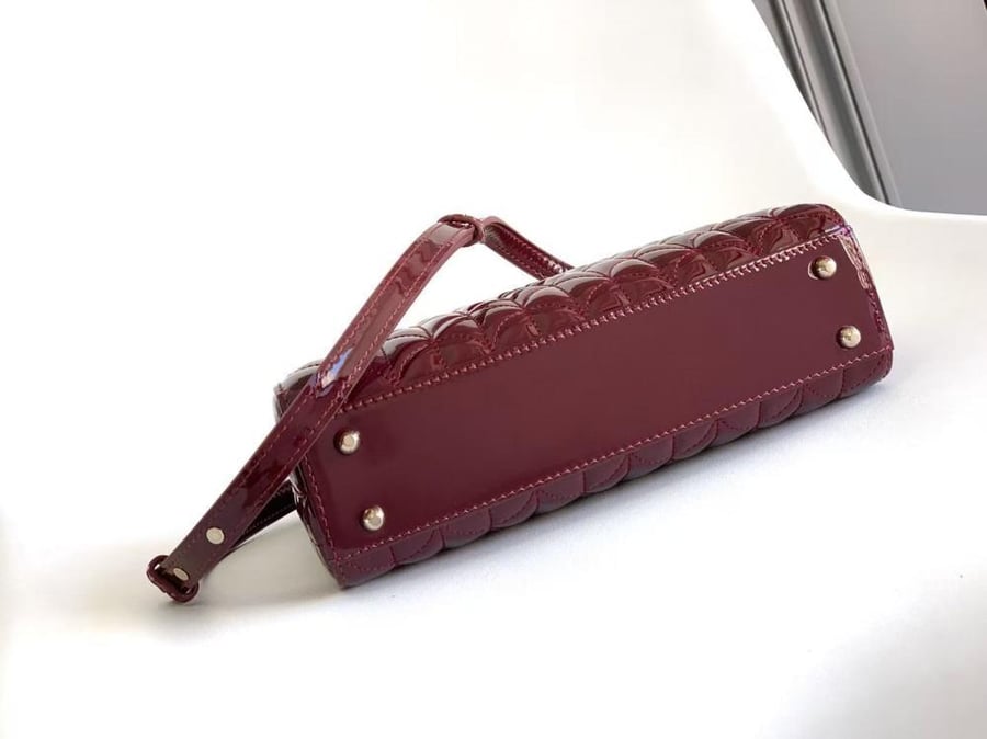 شنطة بولغاري SERPENTINE DUO TOP HANDLE مقاس 21.5cm
