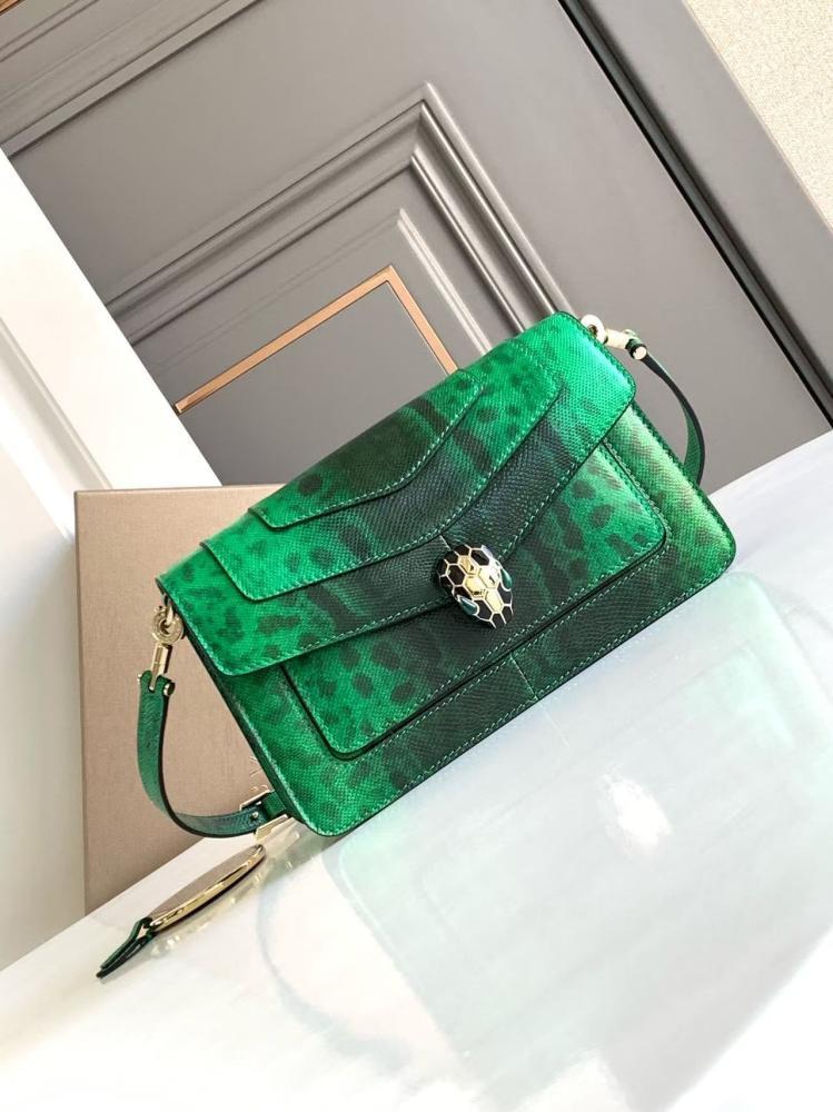 شنطة بولغاري SERPENTI FOREVER EAST-WEST مقاس 22