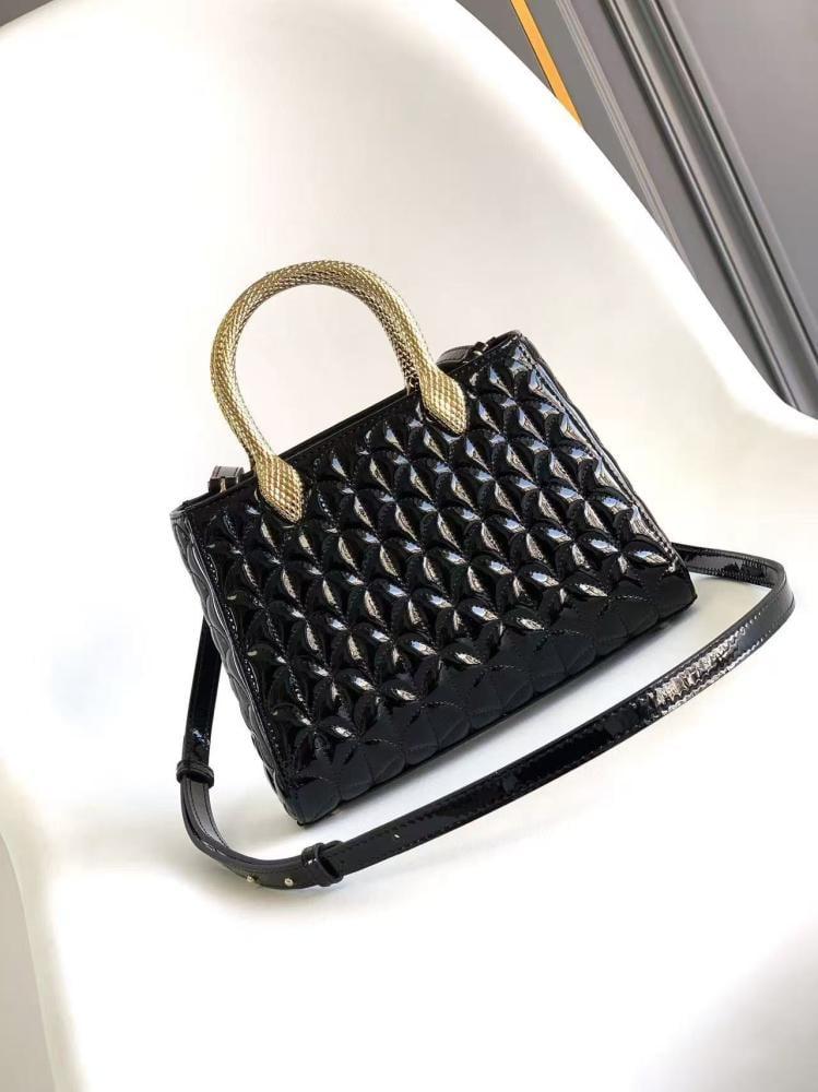 شنطة بولغاري SERPENTINE DUO TOP HANDLE مقاس 21.5cm