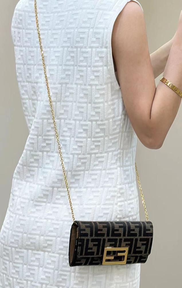 Fendi wallet