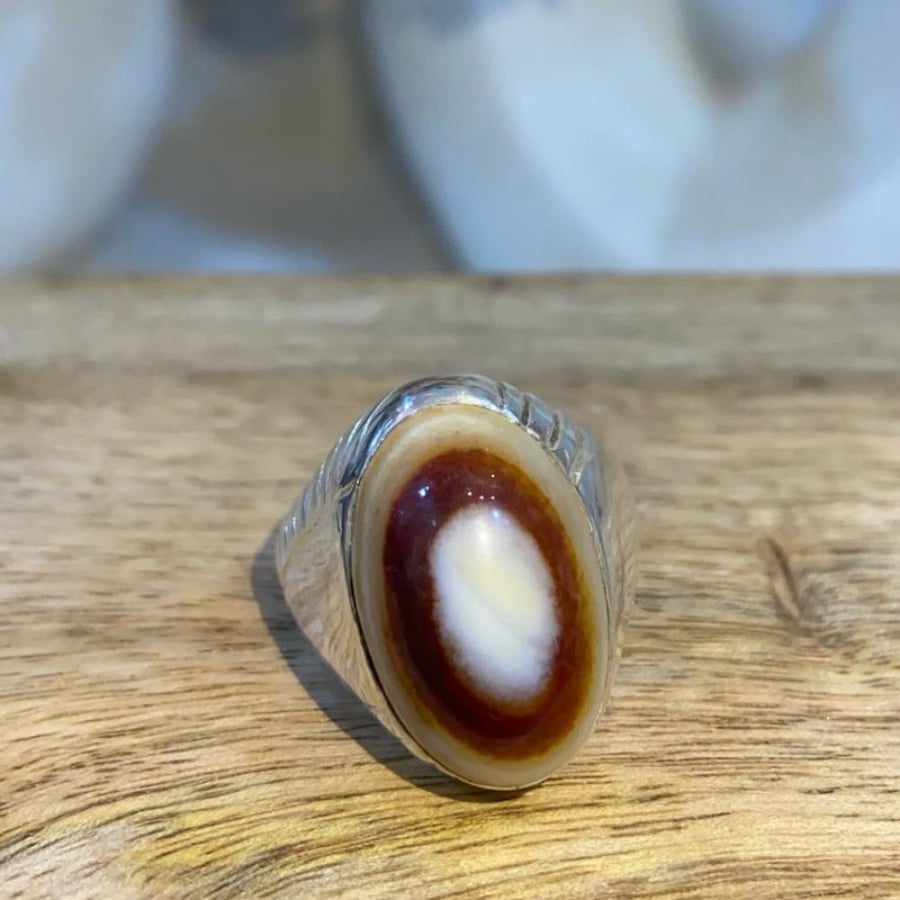 A Sulaimani agate ring